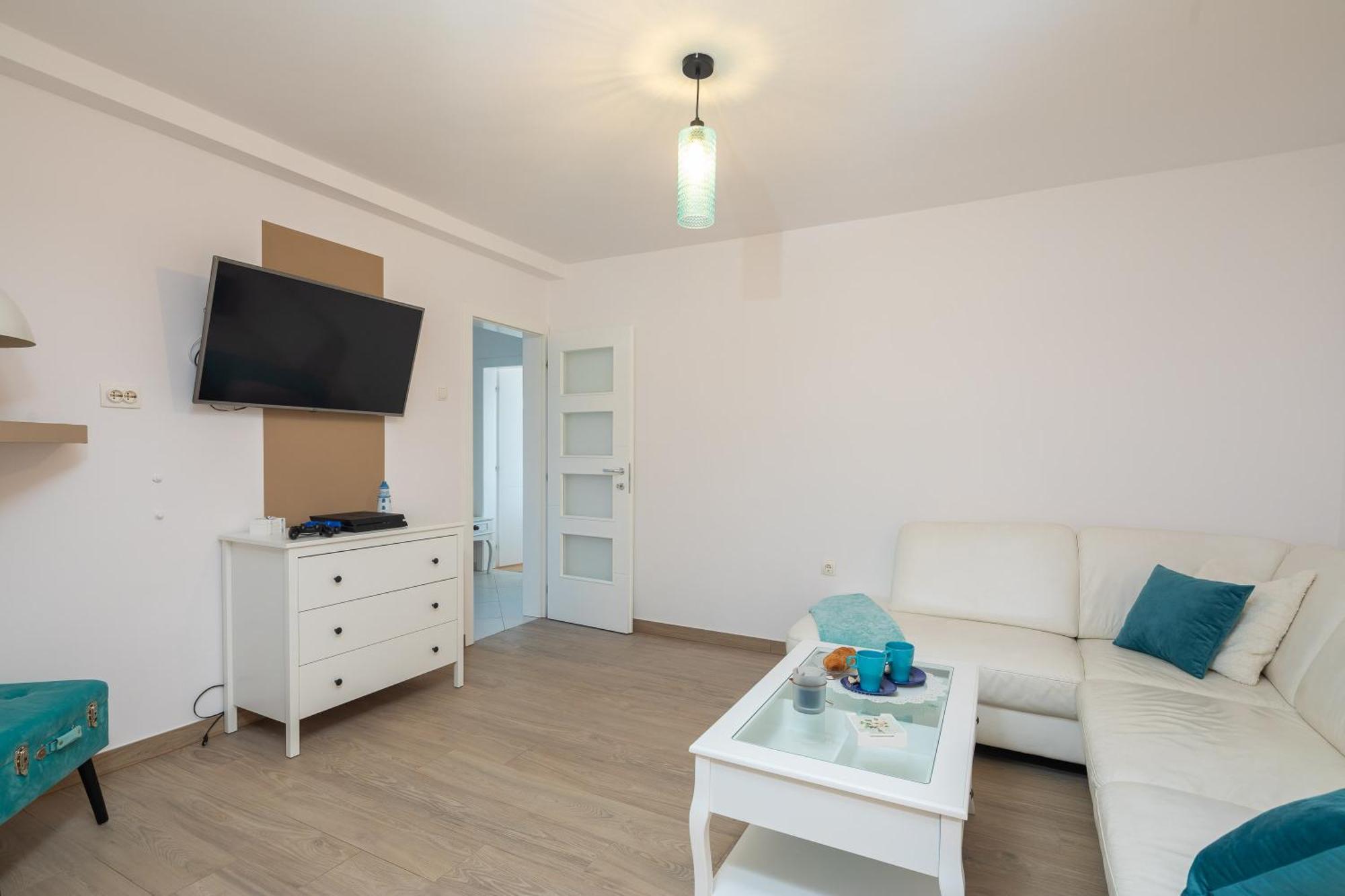 Luxury Seafront Villa With Heated Pool, Jacuzzi, Sea View, 150 M From Beach Stanici Exterior photo